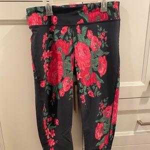 Albion size large Antigua Capri leggings